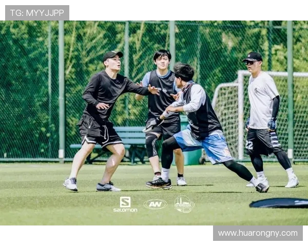 深圳飞盘队与成都飞盘队赛后复盘分析团队配合与战术执行的关键因素