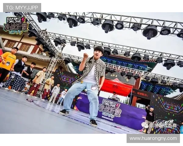 西安攀岩队在世界街舞大赛中的拼搏故事与荣耀时刻