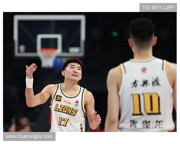 赛后分析：深圳篮球队与广州篮球队的速度对决全景回顾